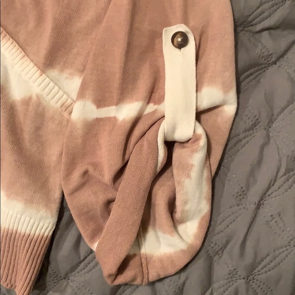 Pink Tie Dye Cropped sweater with cutout back - Picture 2 of 3